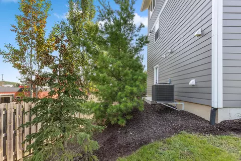 Exterior - 7033 Ada Depot Dr SE, Ada, MI 49301 photo 2 of 2