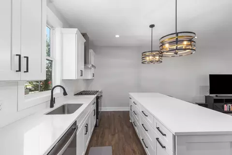 Kitchen - 7033 Ada Depot Dr SE, Ada, MI 49301 photo 3 of 4