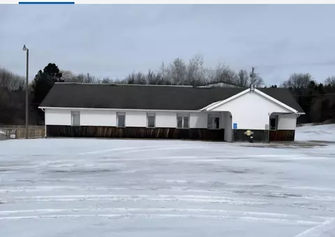 3135 E Howard City-edmore, Edmore, MI 48829