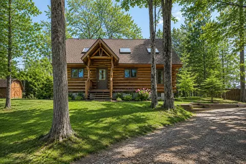 6655 W Nurnberg Rd, Free Soil, MI 49411