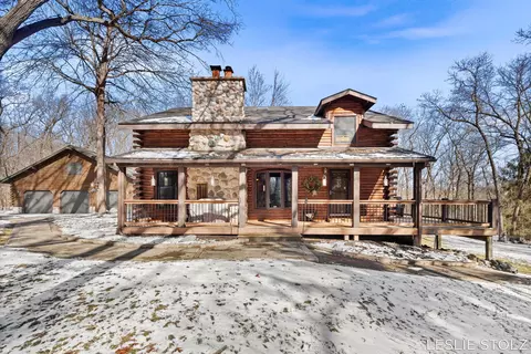 8835 Vergennes St SE, Ada, MI 49301