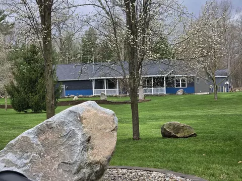 1780 Shady Ln, Allegan, MI 49010