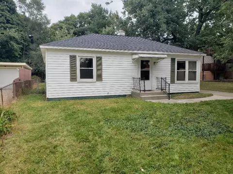 212 N 23rd St, Springfield, MI 49037