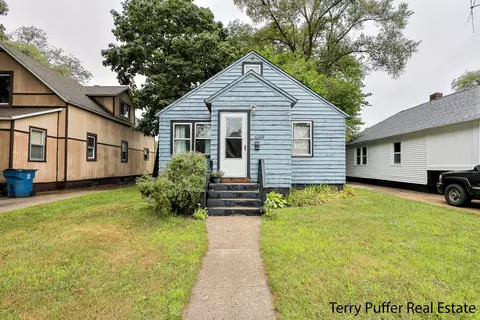 3035 Lemuel St, Muskegon, MI 49444