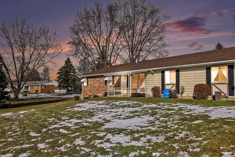 5896 Leisure South Dr SE #290, Kentwood, MI 49548
