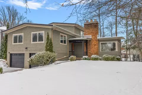 3128 Hall St SE, Grand Rapids, MI 49506