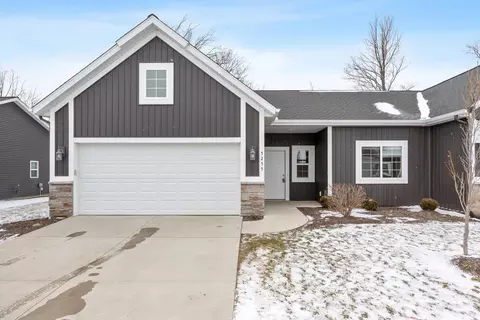 5255 Marindy St SE, Caledonia, MI 49316