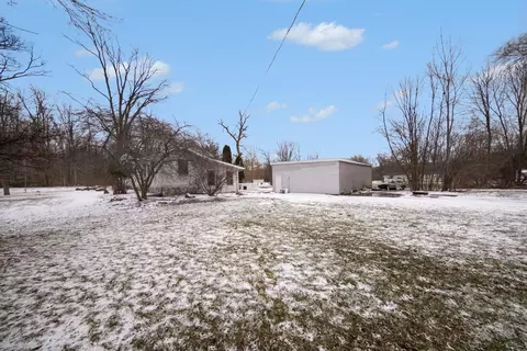 Exterior - 800 Obrien Rd, Jackson, MI 49201 photo 2 of 3