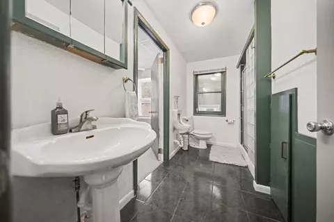Bath - 800 Obrien Rd, Jackson, MI 49201 photo 1 of 2