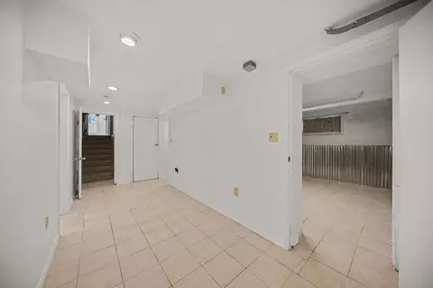Entry Way - 800 Obrien Rd, Jackson, MI 49201 photo 5 of 5