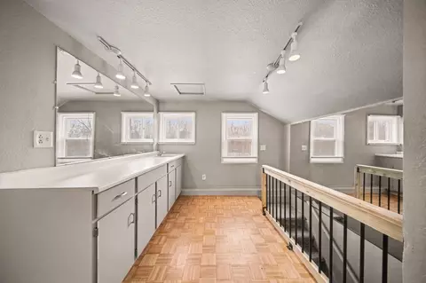 Entry Way - 800 Obrien Rd, Jackson, MI 49201 photo 3 of 5