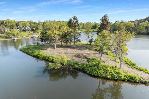 11248 Lemott Cir, Jerome, MI 49249