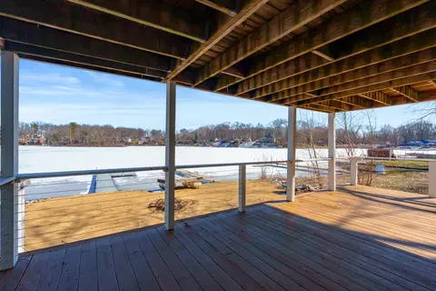 Exterior - 11309 Sunset Point Dr, Plainwell, MI 49080 photo 5 of 7