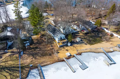 View/Area - 11309 Sunset Point Dr, Plainwell, MI 49080 photo 4 of 23