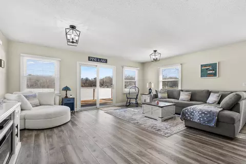Living - 11309 Sunset Point Dr, Plainwell, MI 49080 photo 2 of 5