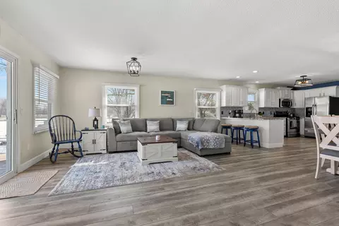 Living - 11309 Sunset Point Dr, Plainwell, MI 49080 photo 3 of 5