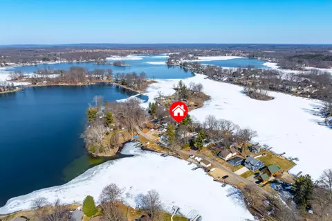 View/Area - 11309 Sunset Point Dr, Plainwell, MI 49080 photo 13 of 23