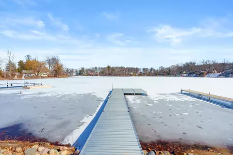 View/Area - 11309 Sunset Point Dr, Plainwell, MI 49080 photo 2 of 23