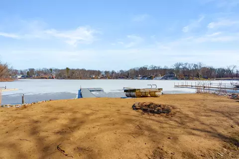 View/Area - 11309 Sunset Point Dr, Plainwell, MI 49080 photo 1 of 23