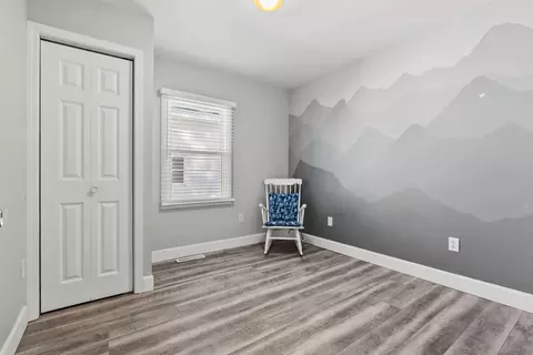 Bedroom - 11309 Sunset Point Dr, Plainwell, MI 49080 photo 3 of 5