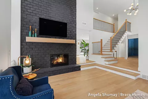 Living - 400 Greentree Ln NE, Ada, MI 49301 photo 3 of 3