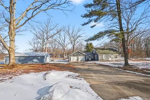 12505 Rich St, Grand Haven, MI 49417