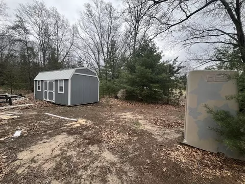 121 W Pierce Dr, White Cloud, MI 49349 photo 3