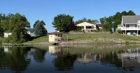 14600 W Diane Dr, Camden, MI 49232