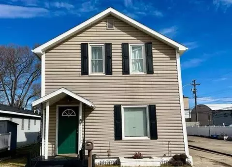 418 Woodworth Ave, Alma, MI 48801