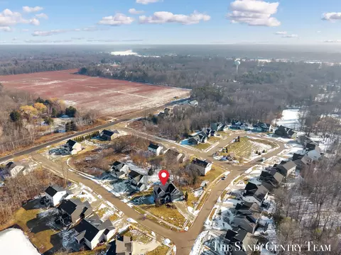 View/Area - 16575 Spring Tree Dr, Spring Lake, MI 49456 photo 4 of 6