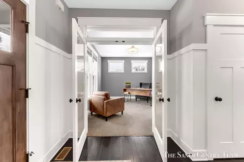 Entry Way - 16575 Spring Tree Dr, Spring Lake, MI 49456 photo 3 of 7