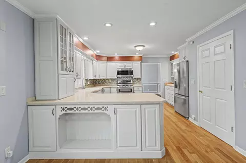 Kitchen - 752 Wright Ln, Marshall, MI 49068 photo 5 of 5