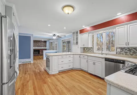 Kitchen - 752 Wright Ln, Marshall, MI 49068 photo 1 of 5