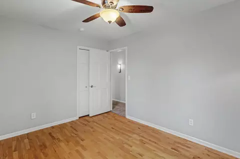 Bedroom - 752 Wright Ln, Marshall, MI 49068 photo 6 of 9