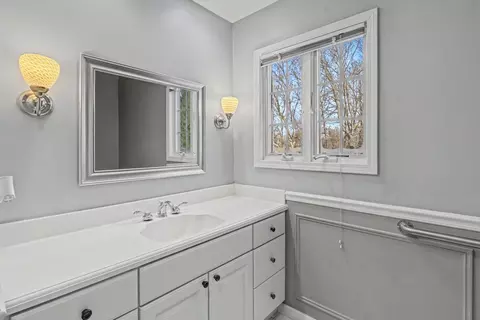 Bath - 752 Wright Ln, Marshall, MI 49068 photo 1 of 5