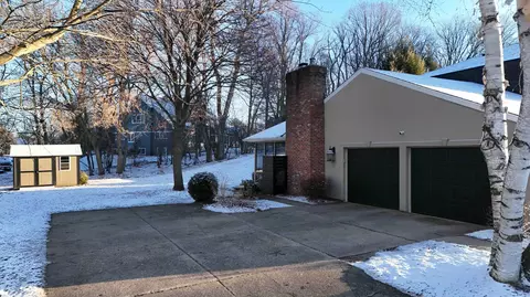 Exterior - 752 Wright Ln, Marshall, MI 49068 photo 17 of 21