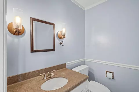 Bath - 752 Wright Ln, Marshall, MI 49068 photo 2 of 5