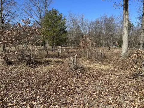 fenner road, Muskegon, MI 49445