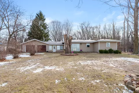633 Oak, Athens, MI 49011