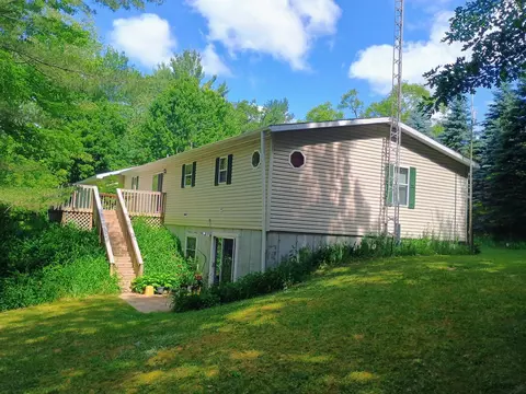 Exterior - 167 Mill Rd, Blanchard, MI 49310 photo 2 of 10