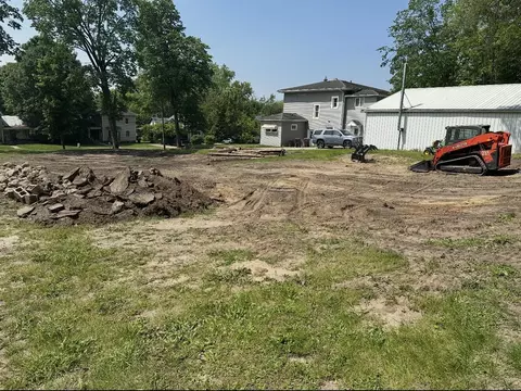 528 E Main St, Ionia, MI 48846 photo 7