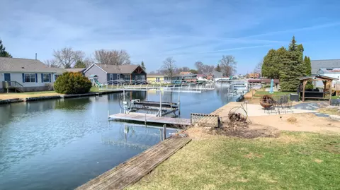4386 Lynden Rd, Shelbyville, MI 49344