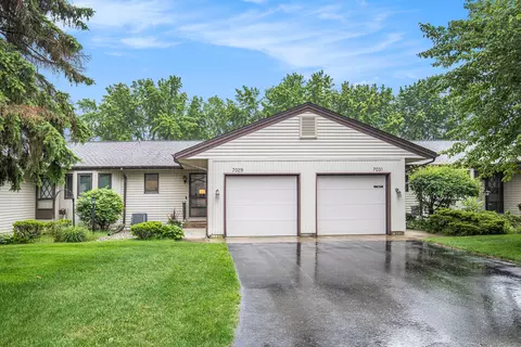 7029 Gardenview Ct SW, Byron Center, MI 49315