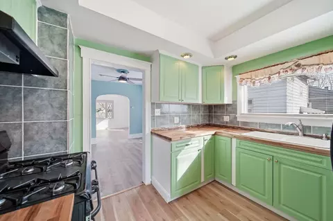 Kitchen - 209 W High St, Jackson, MI 49203 photo 2 of 4