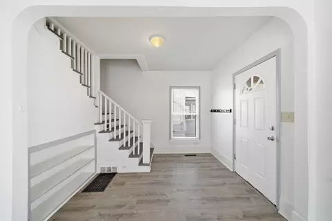 Entry Way - 209 W High St, Jackson, MI 49203 photo 1 of 1