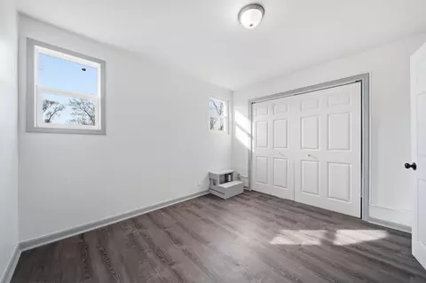 Bedroom - 209 W High St, Jackson, MI 49203 photo 5 of 5