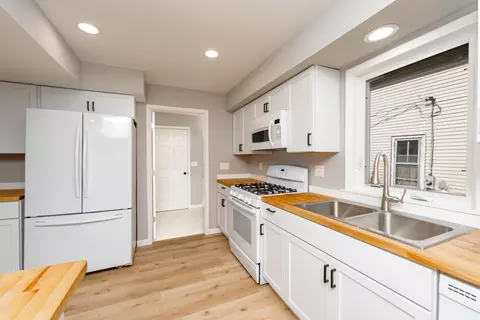 816 River St, Three Rivers, MI 49093 photo 6