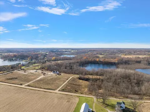 8377 Mcarthur Ave NE, Belding, MI 48809 photo 3