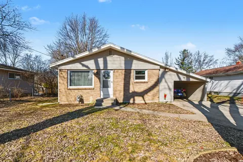 229 Marcus St SW, Grand Rapids, MI 49548