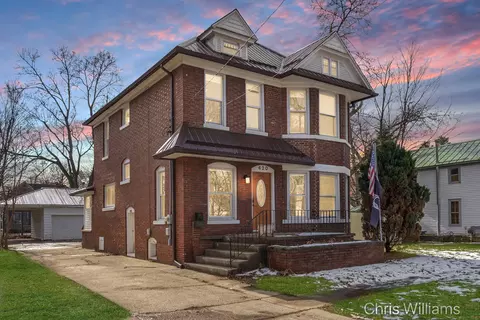 420 E Bond St, Hastings, MI 49058